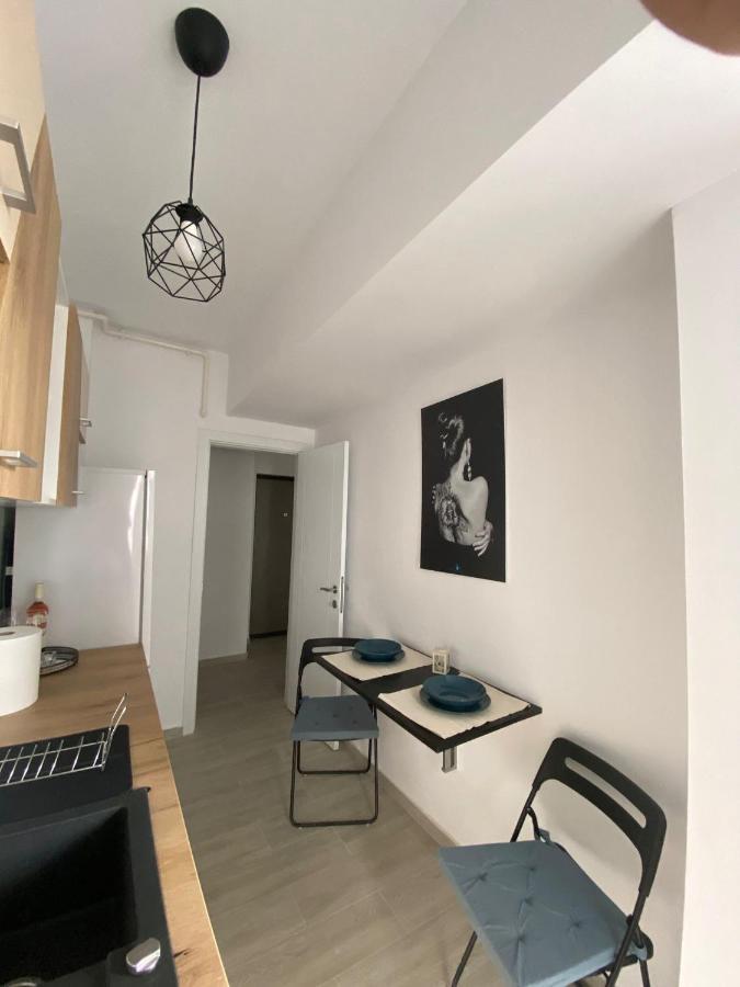 Appartement Garsonieră în complex rezidențial à Bucarest Extérieur photo
